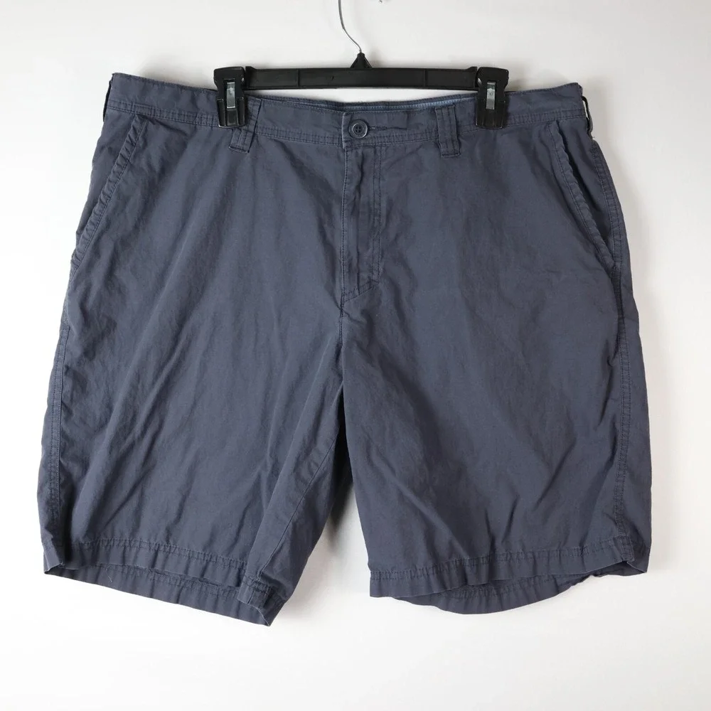 Columbia Shorts Men's 38x 10 Gray Chino Regular‎ Fit Modern Fit Pocket